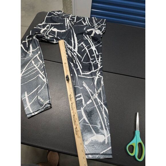 Fabletics Define PowerHold High-Waisted Legging Women's Large - Picture 6 of 6